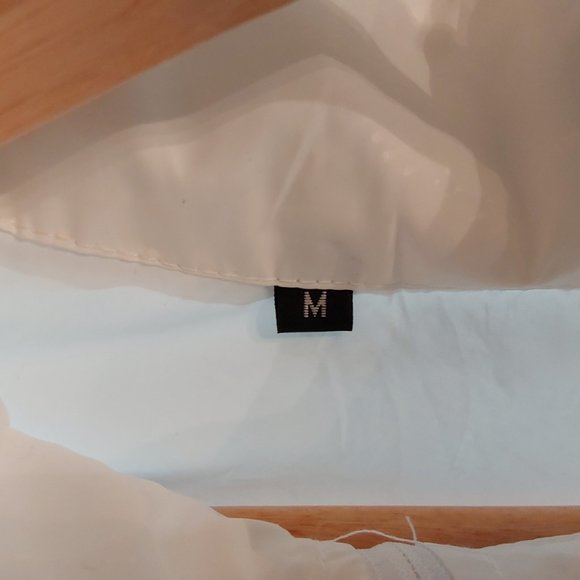 North Face White Wind BreakerWomen's Size Medium (Flaw) Small Blue Ink Mark - Picture 4 of 8